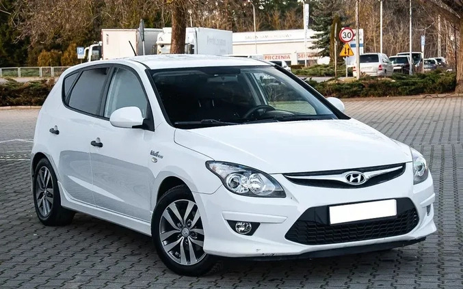 Hyundai I30 cena 22999 przebieg: 170000, rok produkcji 2010 z Lipno małe 407